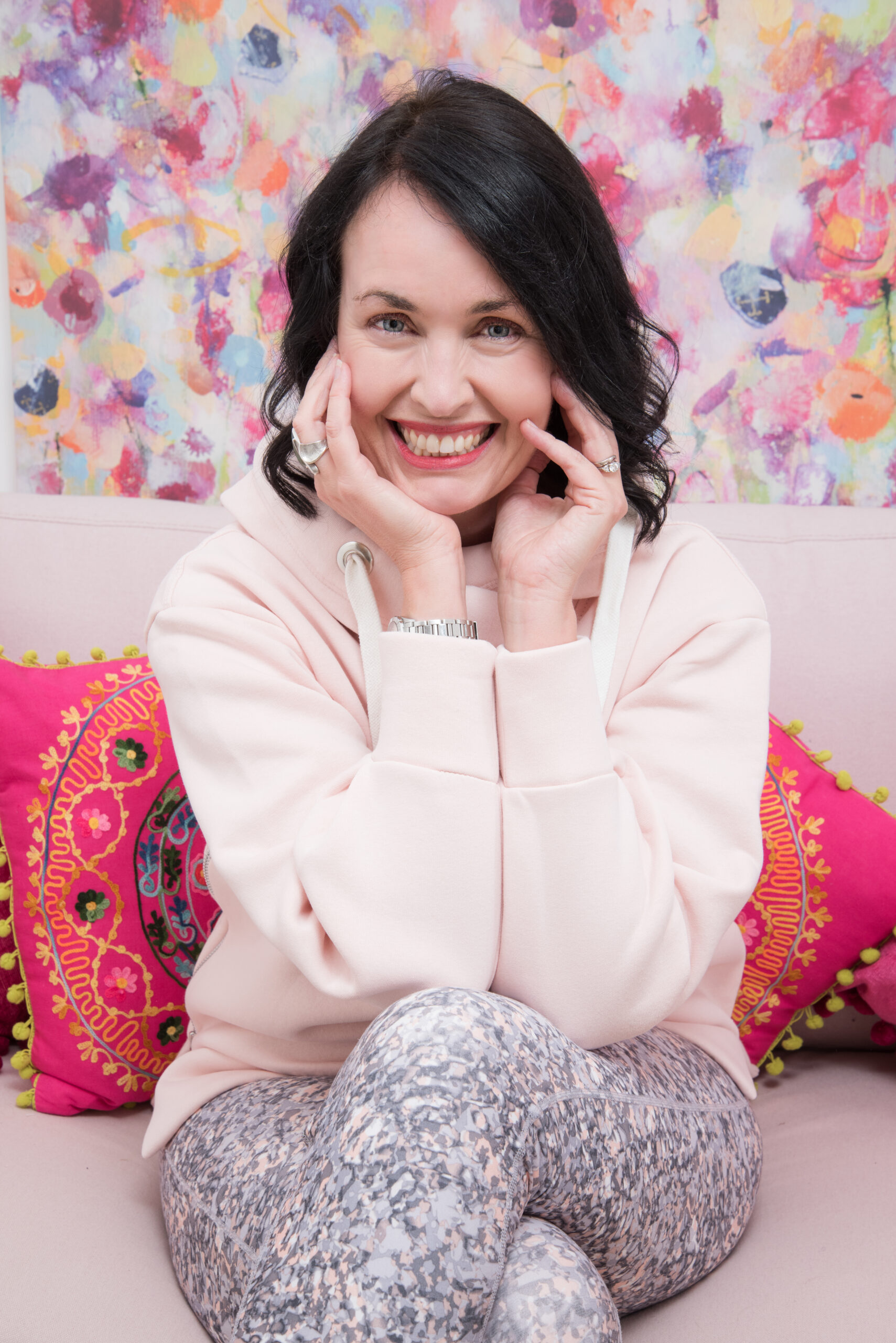 Lucy Griffiths - Live MORE, Work Less podcast and founder of Flowelle.io